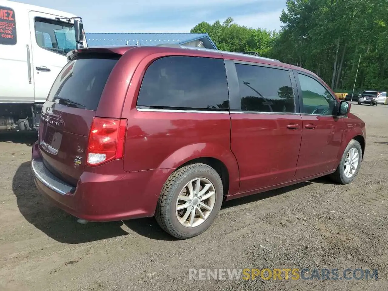 3 Photograph of a damaged car 2C4RDGCG2KR695877 DODGE CARAVAN 2019