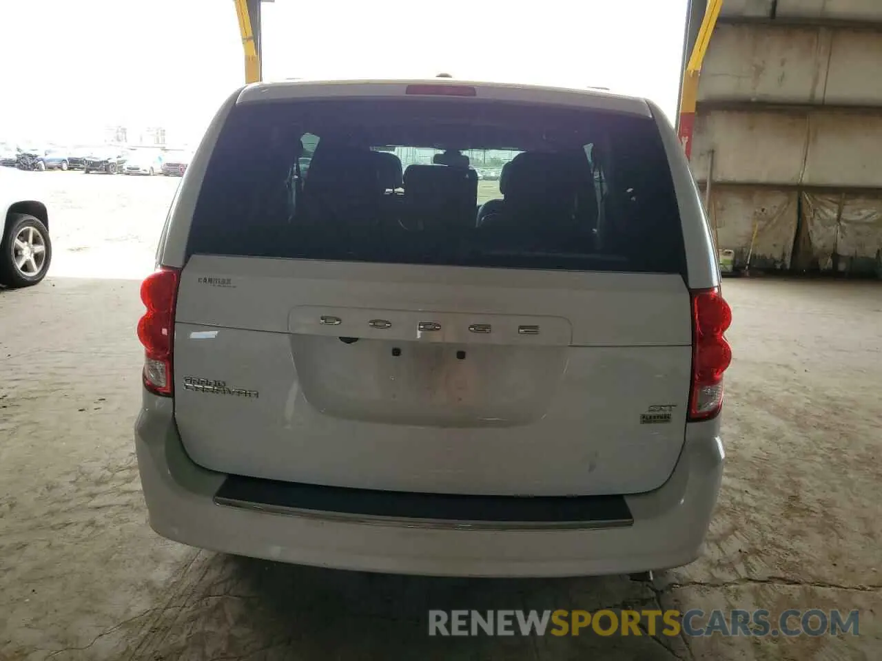 6 Photograph of a damaged car 2C4RDGCG2KR713150 DODGE CARAVAN 2019