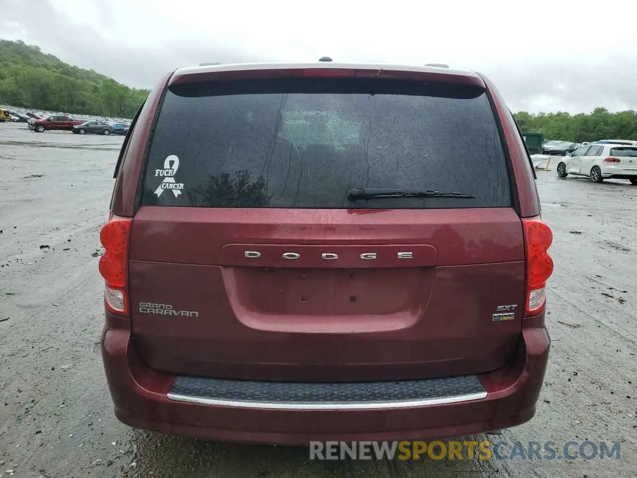 6 Photograph of a damaged car 2C4RDGCG2KR758914 DODGE CARAVAN 2019
