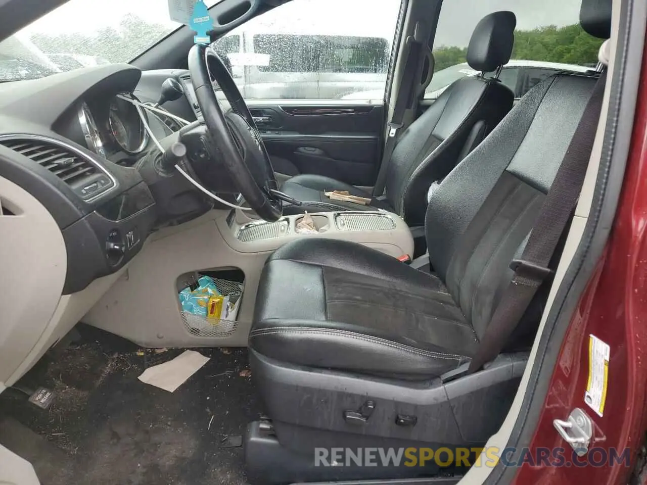 7 Photograph of a damaged car 2C4RDGCG2KR758914 DODGE CARAVAN 2019