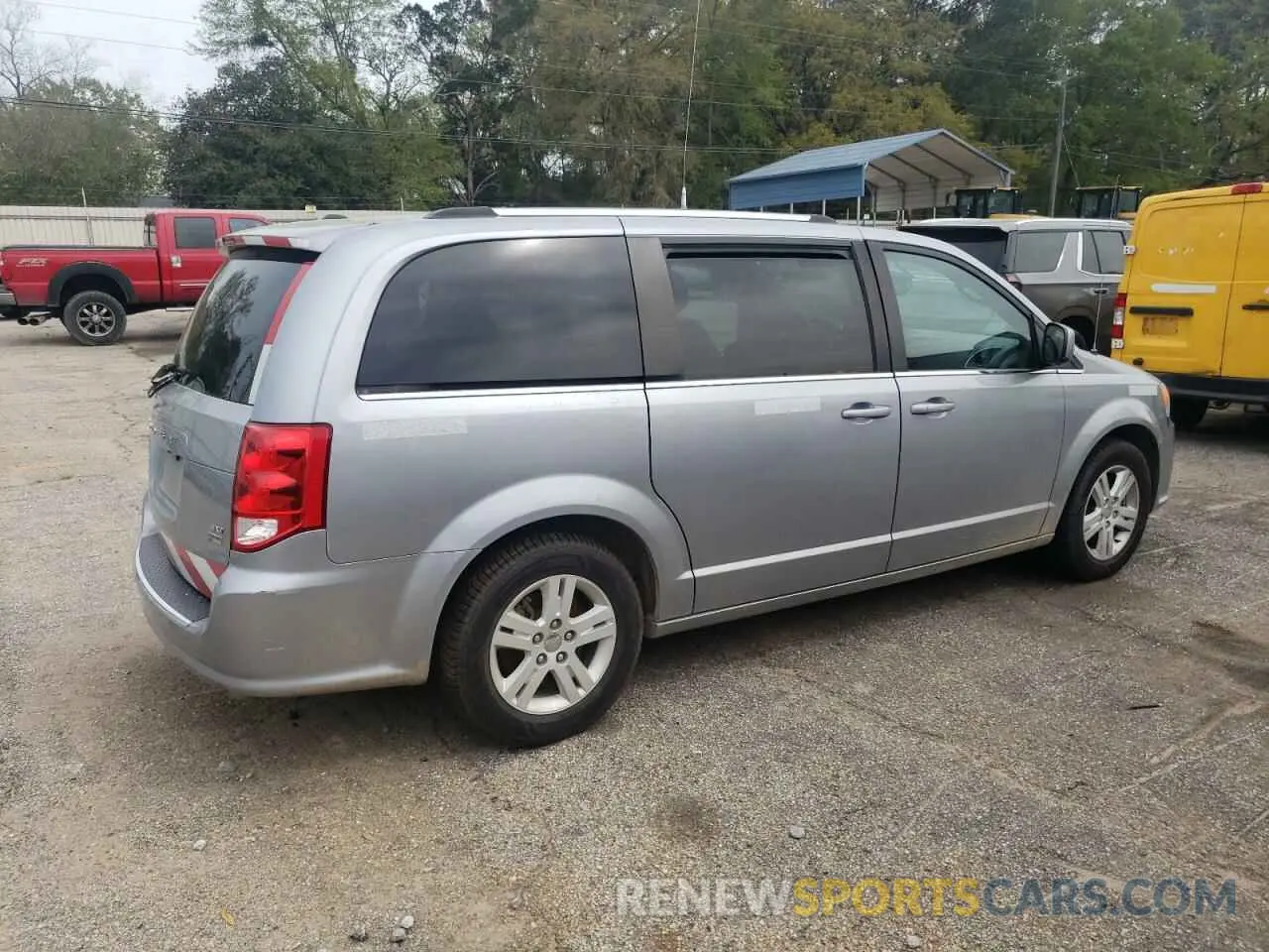 3 Photograph of a damaged car 2C4RDGCG2KR760968 DODGE CARAVAN 2019