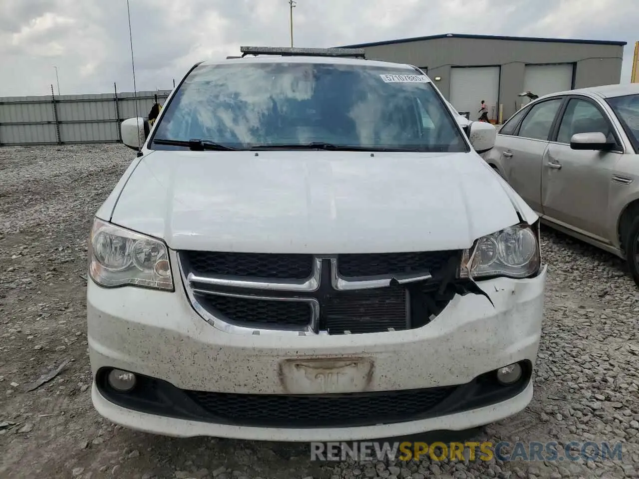 5 Photograph of a damaged car 2C4RDGCG3KR544742 DODGE CARAVAN 2019