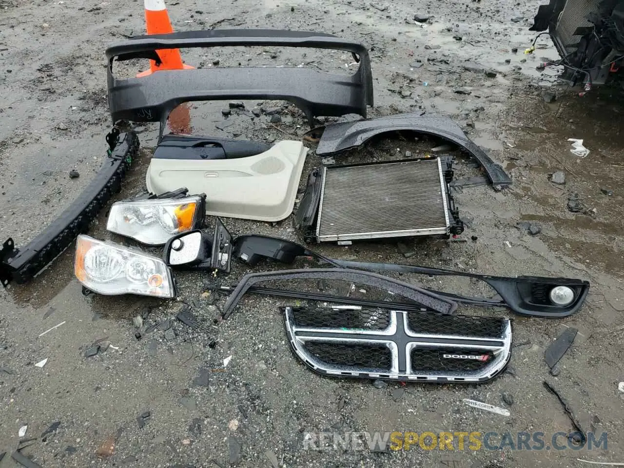 13 Photograph of a damaged car 2C4RDGCG3KR679543 DODGE CARAVAN 2019