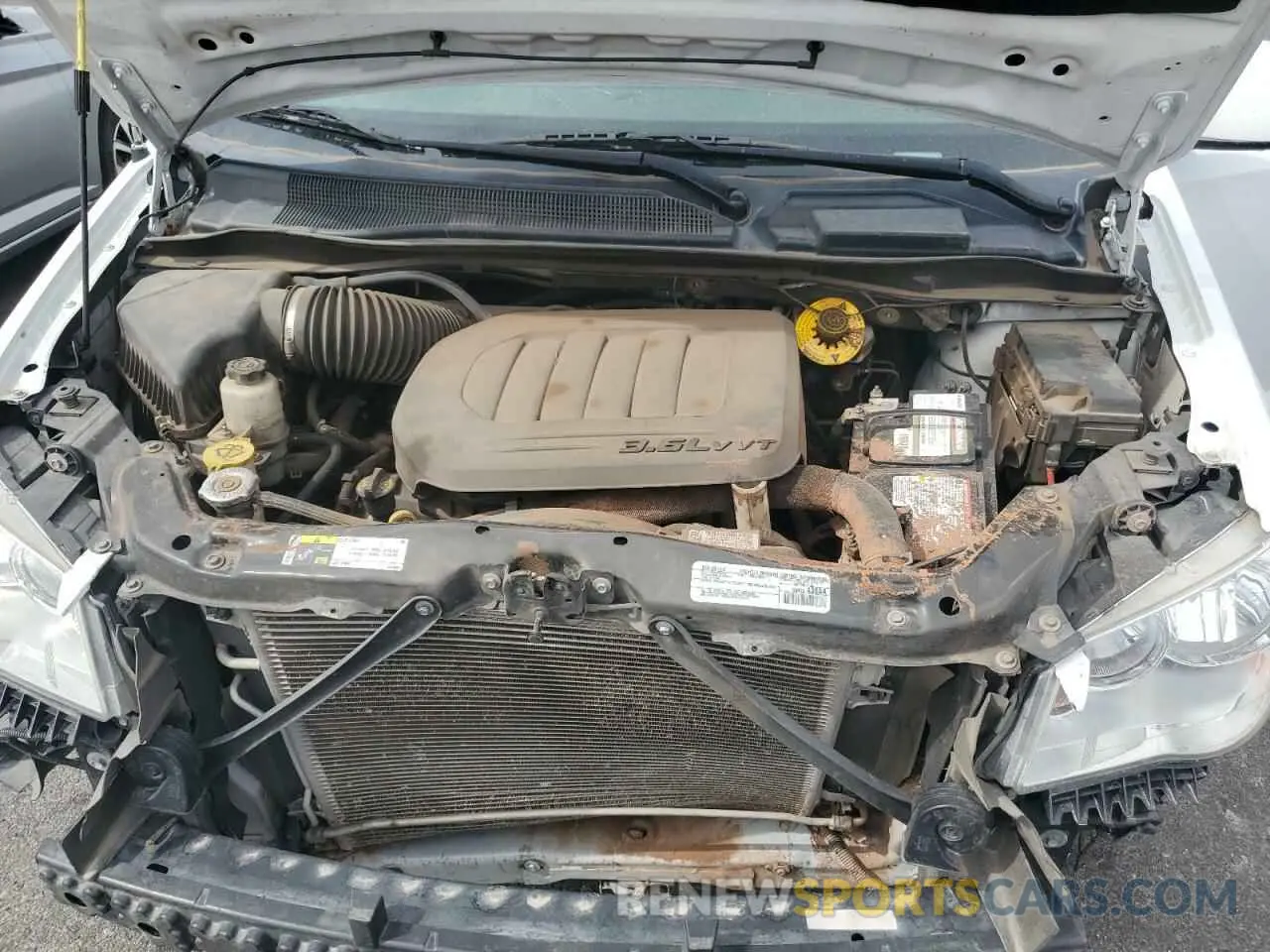 12 Photograph of a damaged car 2C4RDGCG3KR751020 DODGE CARAVAN 2019