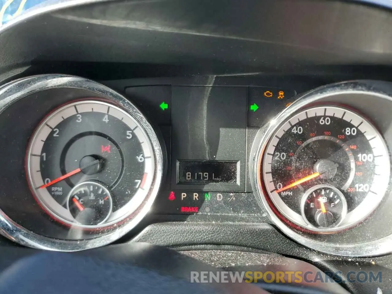 9 Photograph of a damaged car 2C4RDGCG3KR755309 DODGE CARAVAN 2019