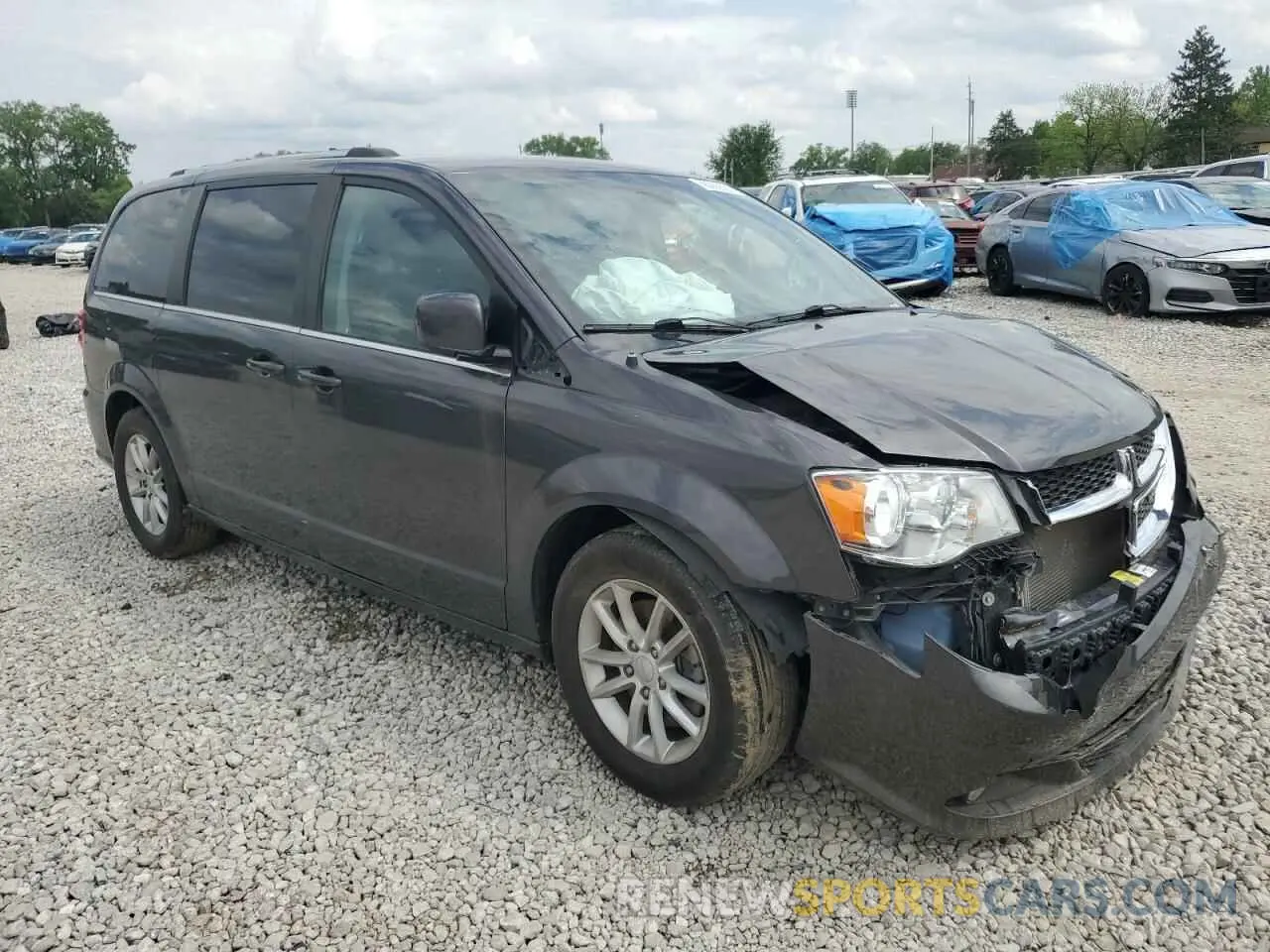 4 Photograph of a damaged car 2C4RDGCG3KR788150 DODGE CARAVAN 2019