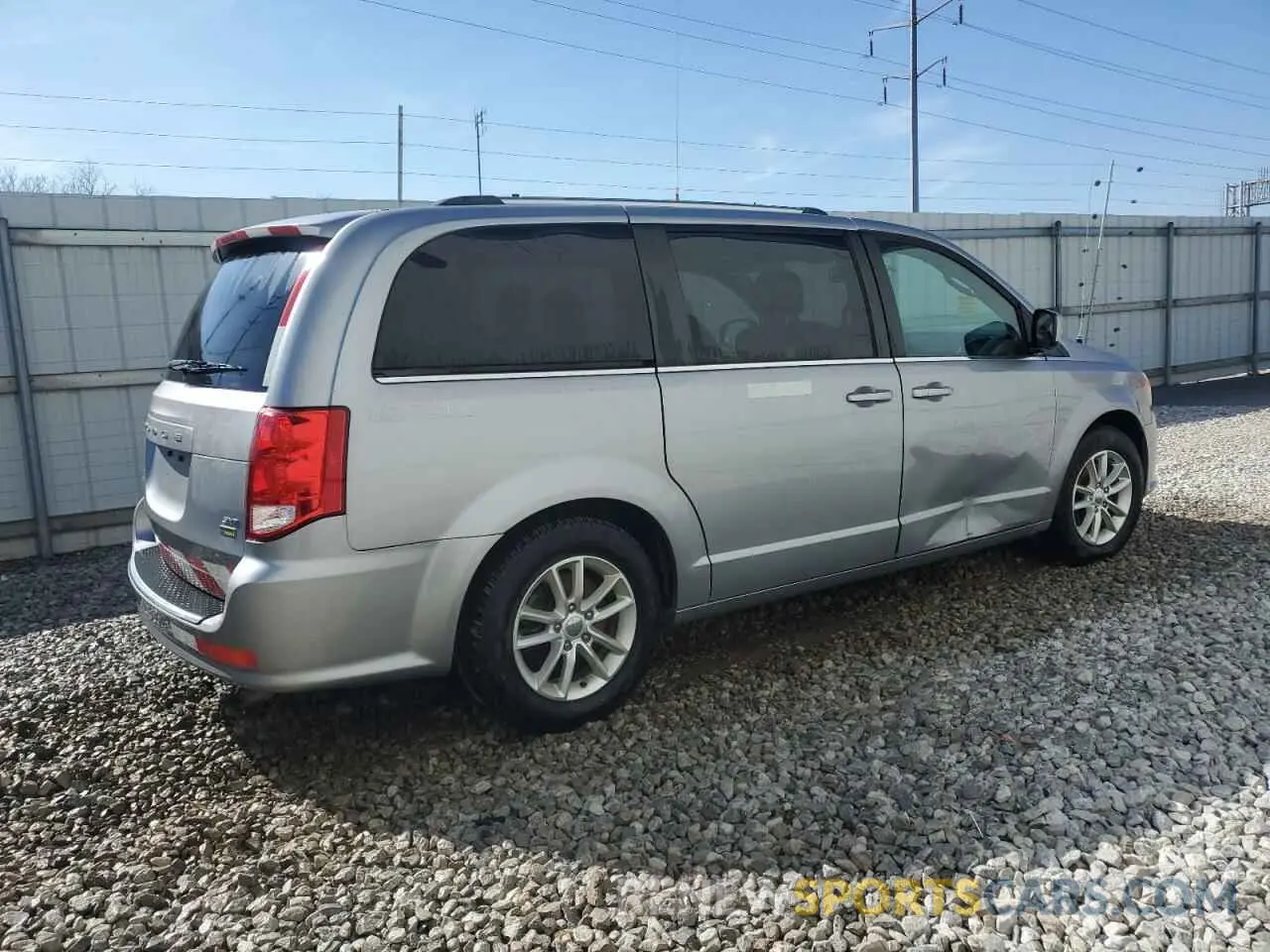 3 Photograph of a damaged car 2C4RDGCG3KR798287 DODGE CARAVAN 2019