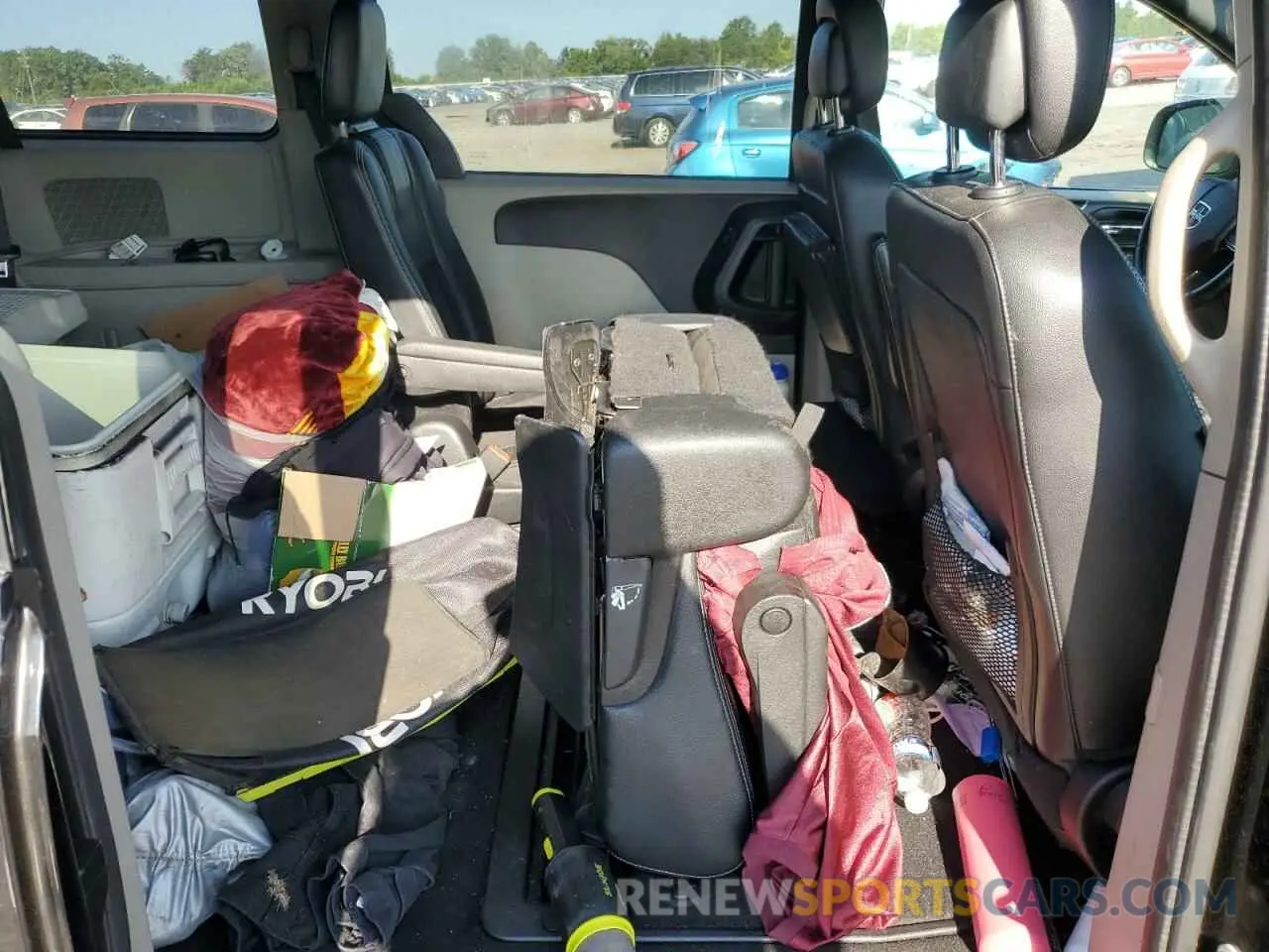 12 Photograph of a damaged car 2C4RDGCG4KR511278 DODGE CARAVAN 2019