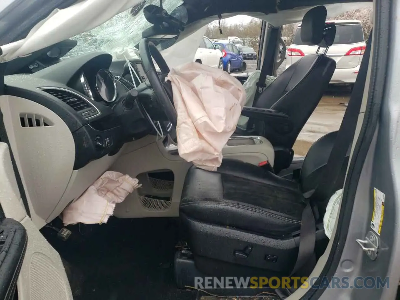 7 Photograph of a damaged car 2C4RDGCG4KR620338 DODGE CARAVAN 2019
