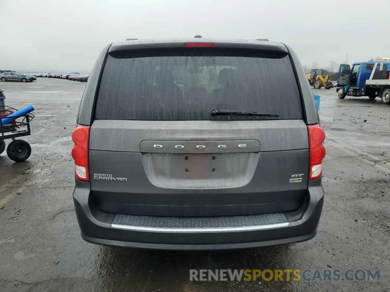 6 Photograph of a damaged car 2C4RDGCG4KR648219 DODGE CARAVAN 2019