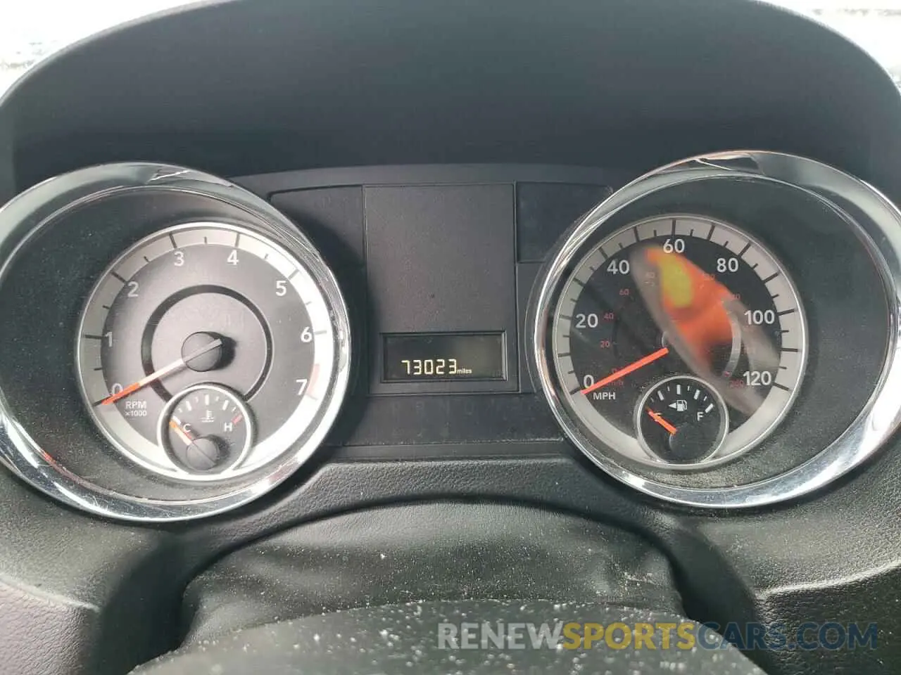 9 Photograph of a damaged car 2C4RDGCG4KR648219 DODGE CARAVAN 2019
