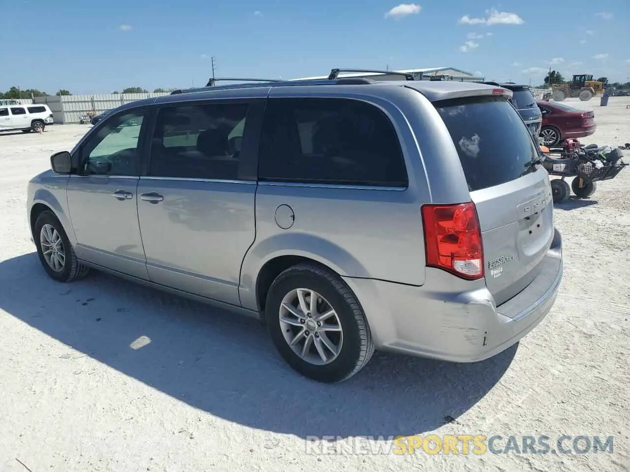 2 Photograph of a damaged car 2C4RDGCG4KR713182 DODGE CARAVAN 2019