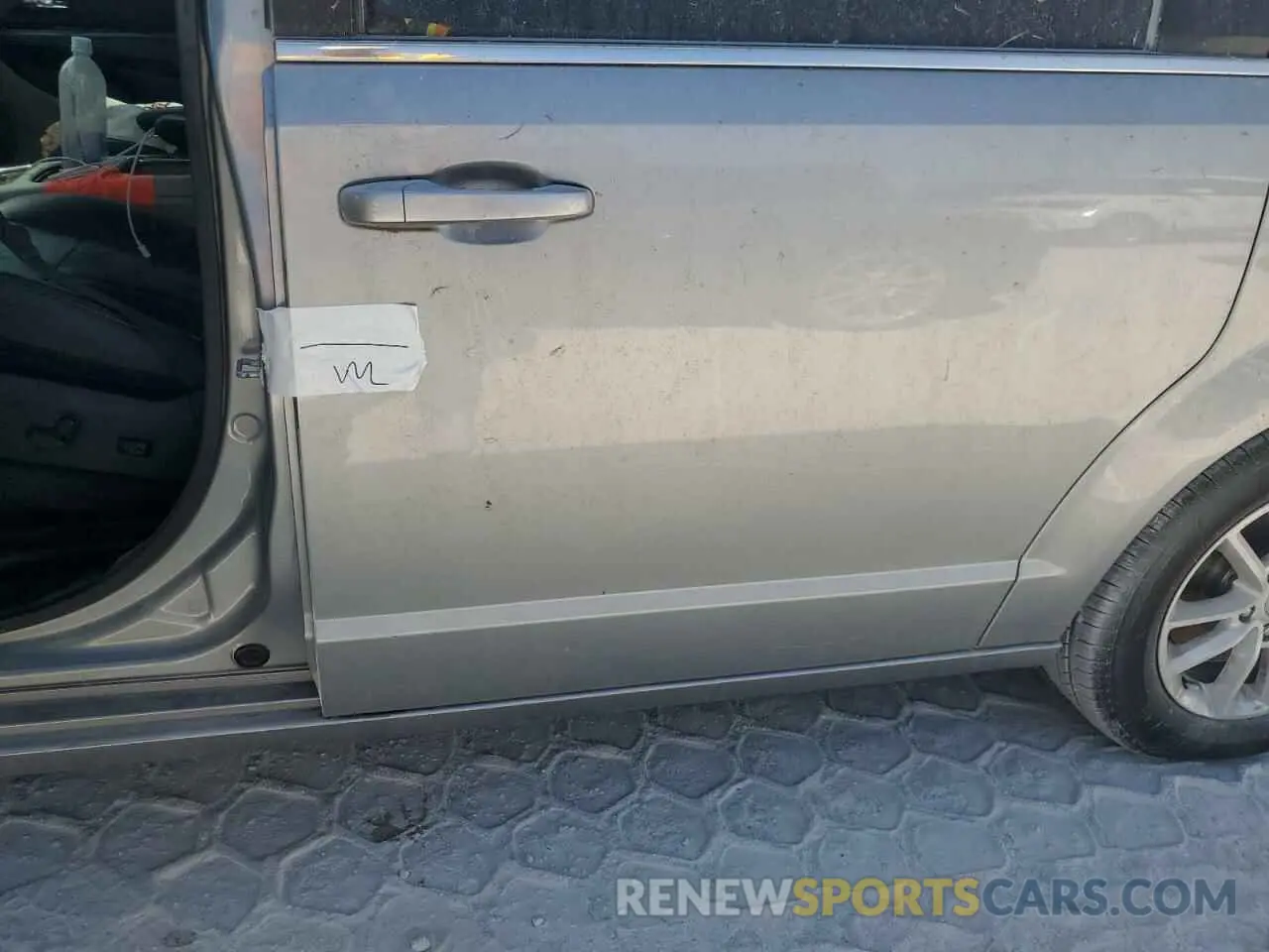 13 Photograph of a damaged car 2C4RDGCG4KR770515 DODGE CARAVAN 2019
