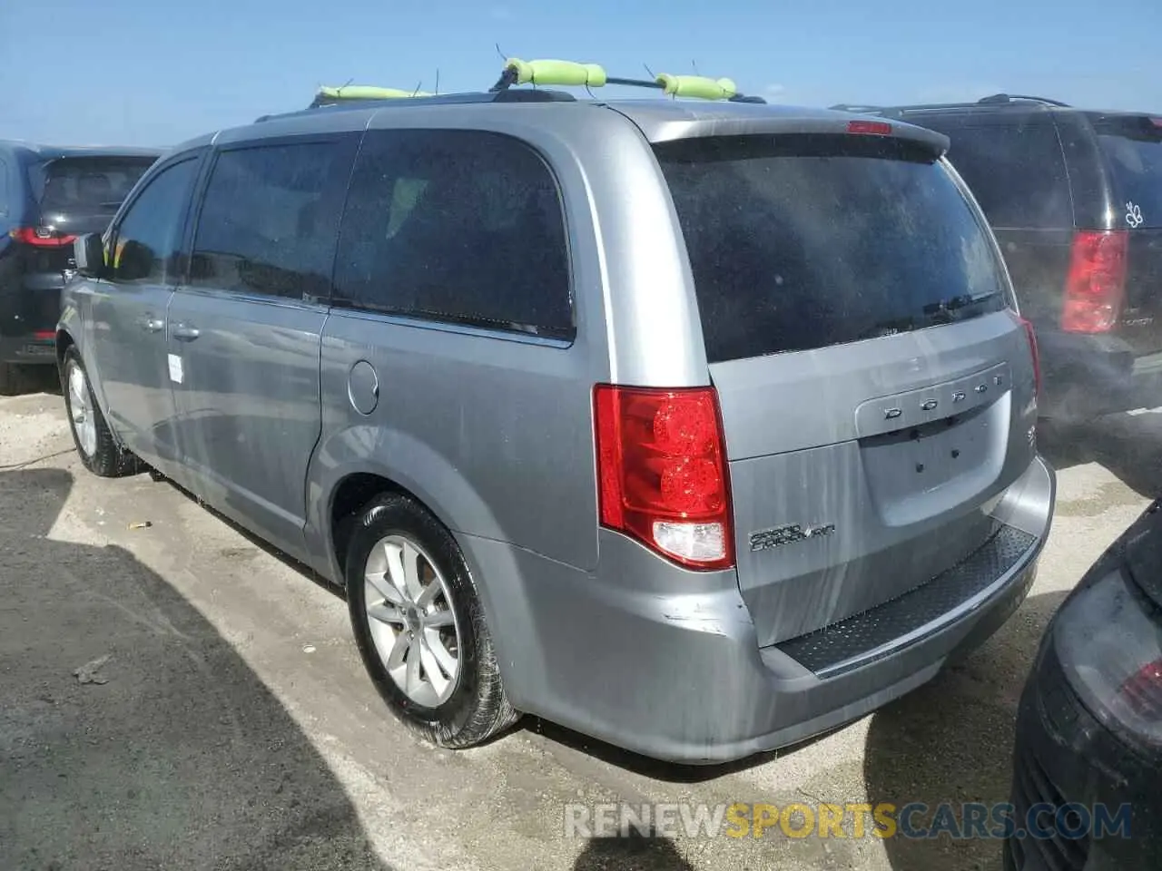 2 Photograph of a damaged car 2C4RDGCG4KR770515 DODGE CARAVAN 2019