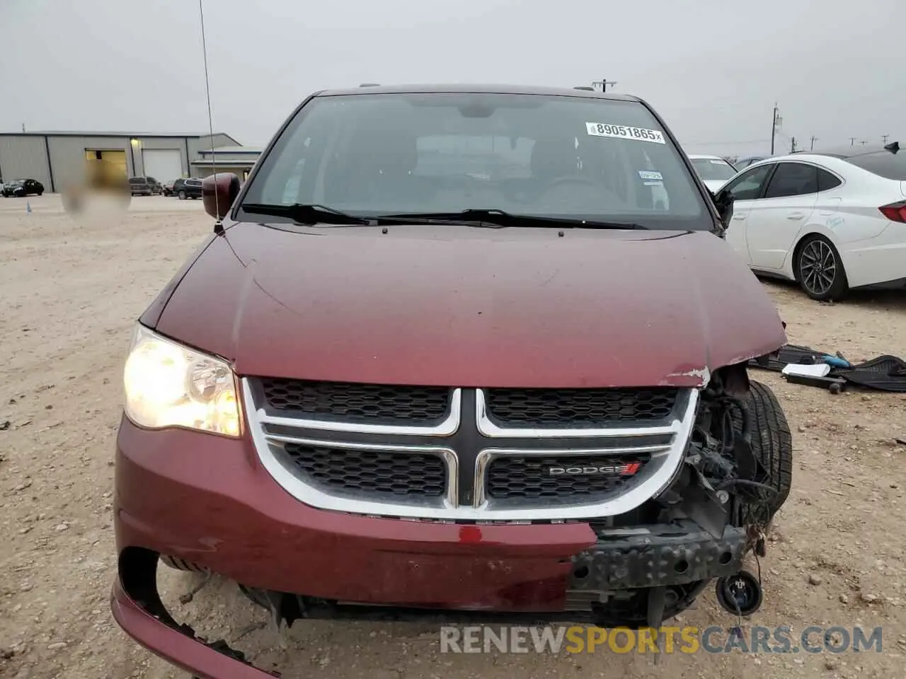 5 Photograph of a damaged car 2C4RDGCG4KR771258 DODGE CARAVAN 2019
