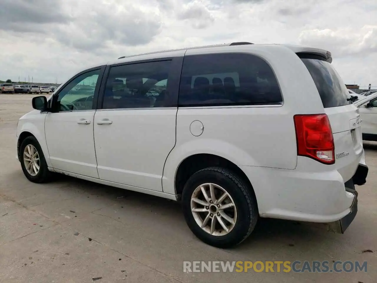 2 Photograph of a damaged car 2C4RDGCG5KR544452 DODGE CARAVAN 2019