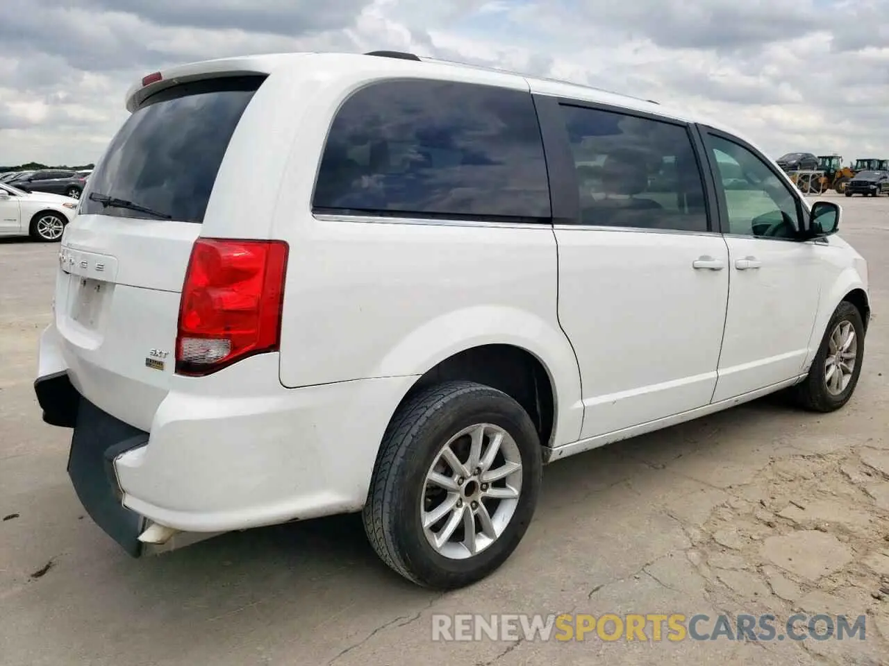 3 Photograph of a damaged car 2C4RDGCG5KR544452 DODGE CARAVAN 2019