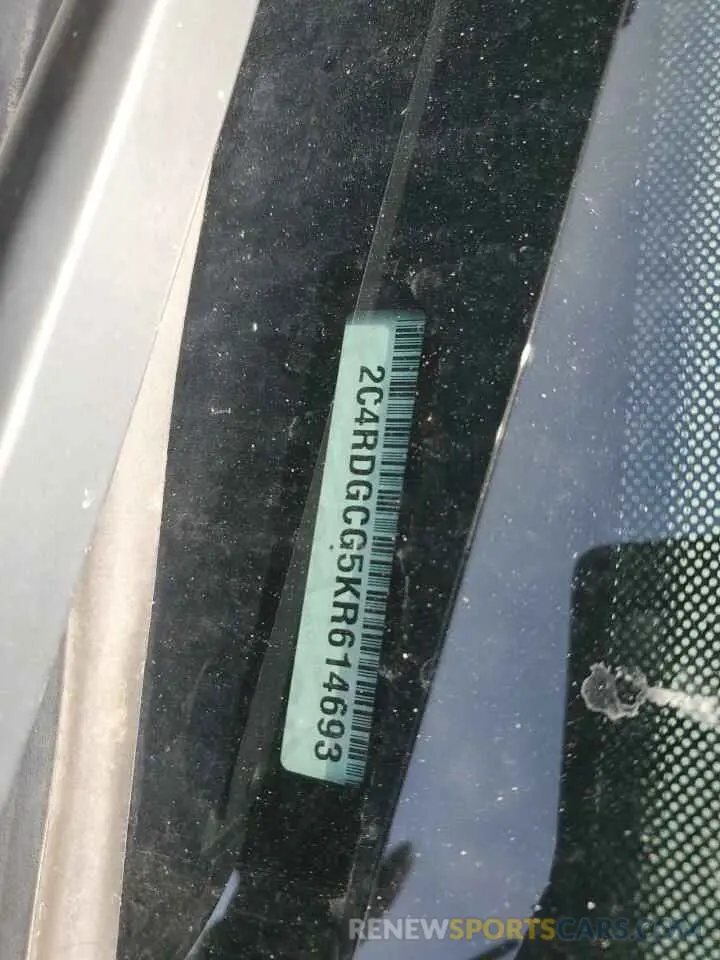 13 Photograph of a damaged car 2C4RDGCG5KR614693 DODGE CARAVAN 2019