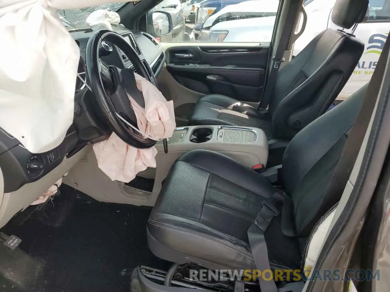 7 Photograph of a damaged car 2C4RDGCG5KR614693 DODGE CARAVAN 2019