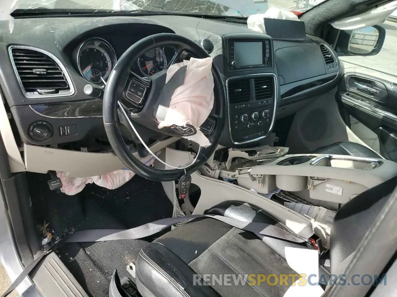 8 Photograph of a damaged car 2C4RDGCG5KR656426 DODGE CARAVAN 2019