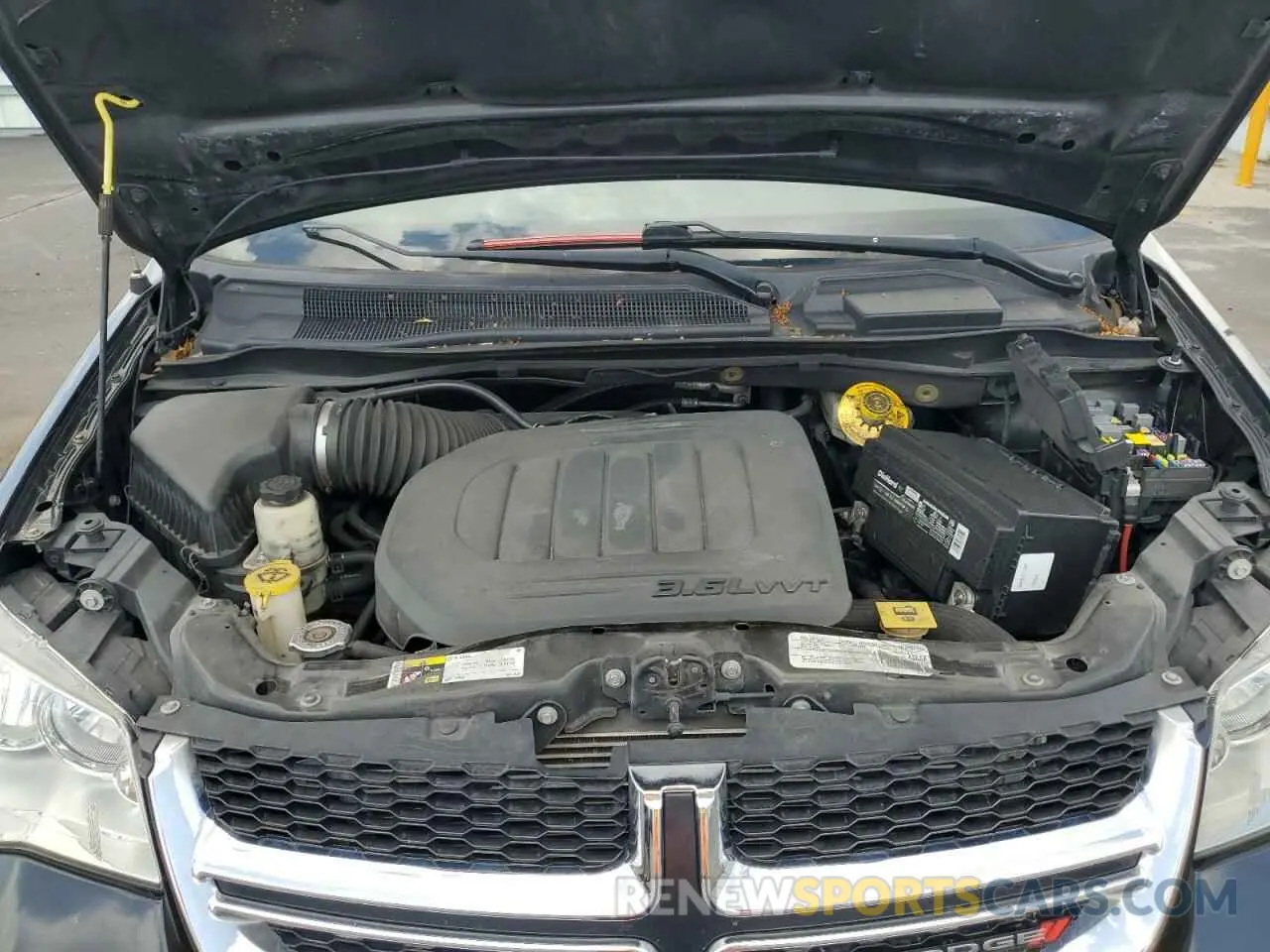 12 Photograph of a damaged car 2C4RDGCG5KR747616 DODGE CARAVAN 2019