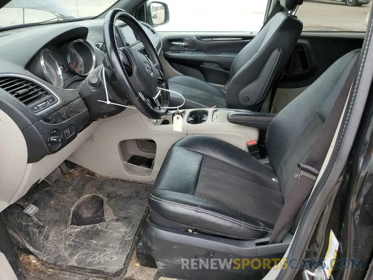 7 Photograph of a damaged car 2C4RDGCG5KR748183 DODGE CARAVAN 2019