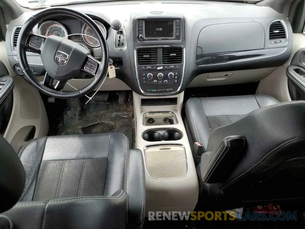8 Photograph of a damaged car 2C4RDGCG5KR748183 DODGE CARAVAN 2019