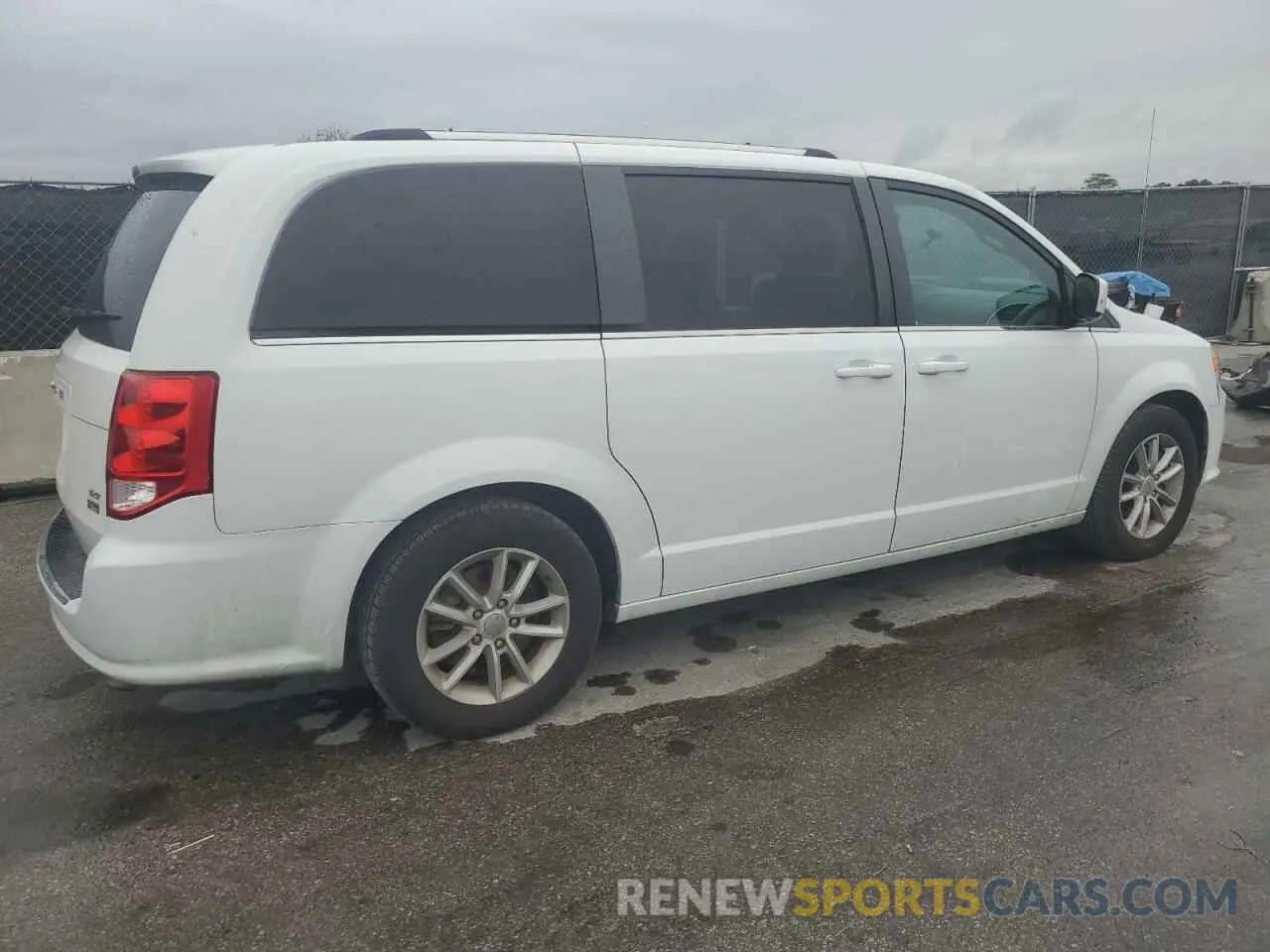 3 Photograph of a damaged car 2C4RDGCG5KR754016 DODGE CARAVAN 2019