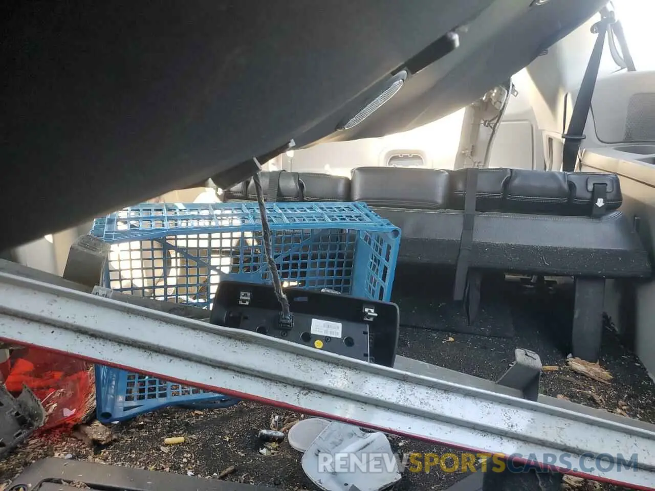 10 Photograph of a damaged car 2C4RDGCG5KR759393 DODGE CARAVAN 2019