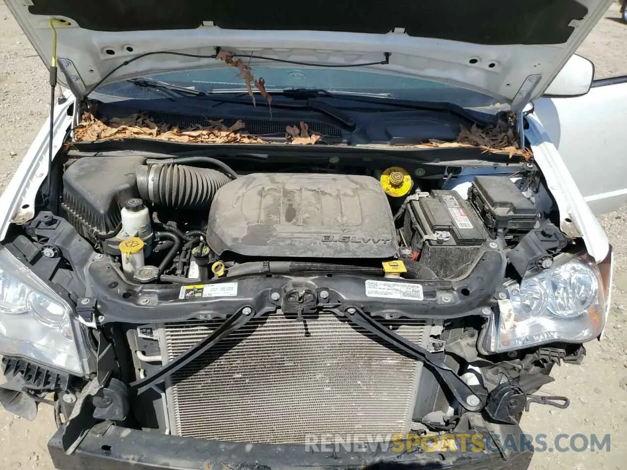 12 Photograph of a damaged car 2C4RDGCG6KR632460 DODGE CARAVAN 2019