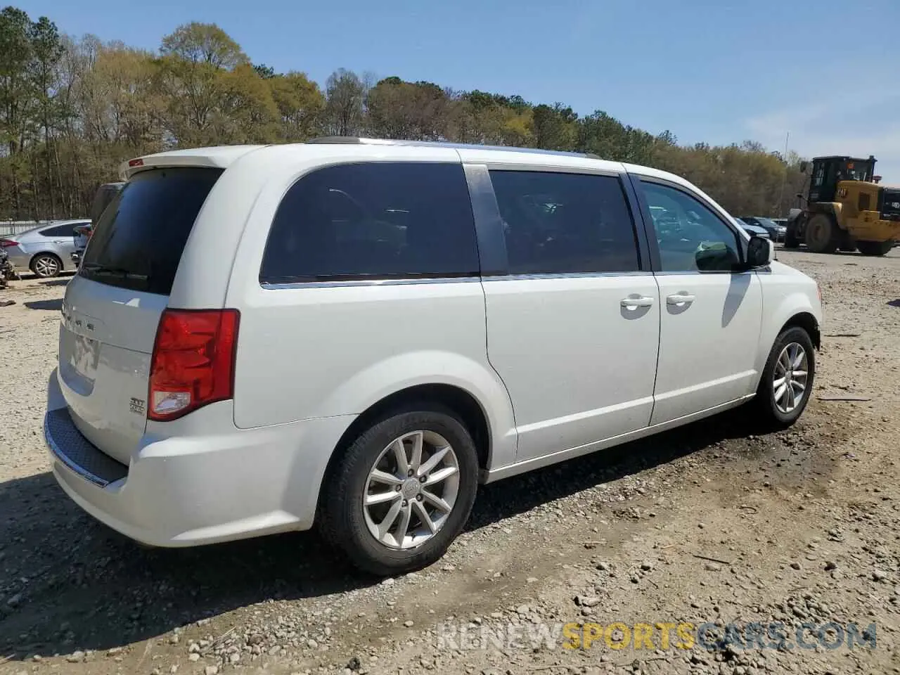 3 Photograph of a damaged car 2C4RDGCG6KR632460 DODGE CARAVAN 2019