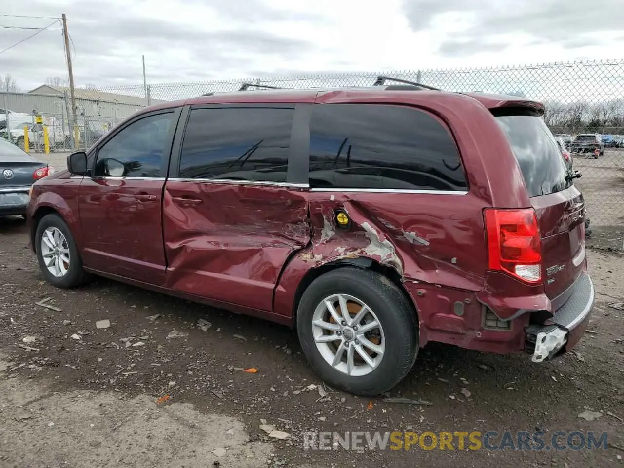 2 Photograph of a damaged car 2C4RDGCG6KR771648 DODGE CARAVAN 2019