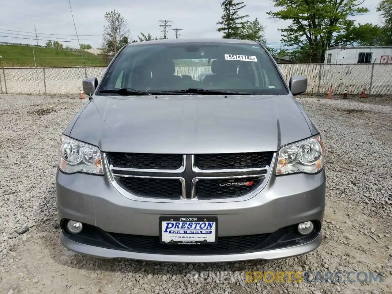 5 Photograph of a damaged car 2C4RDGCG6KR800596 DODGE CARAVAN 2019