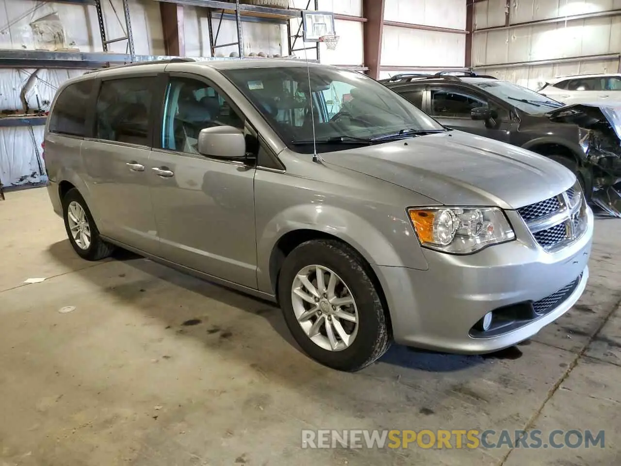 4 Photograph of a damaged car 2C4RDGCG7KR519424 DODGE CARAVAN 2019