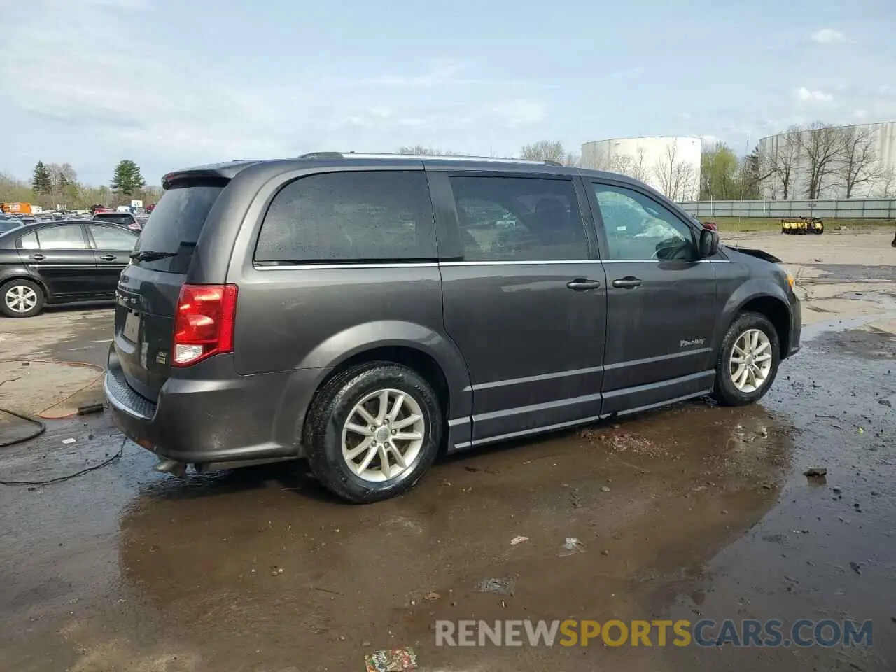 3 Photograph of a damaged car 2C4RDGCG7KR596391 DODGE CARAVAN 2019