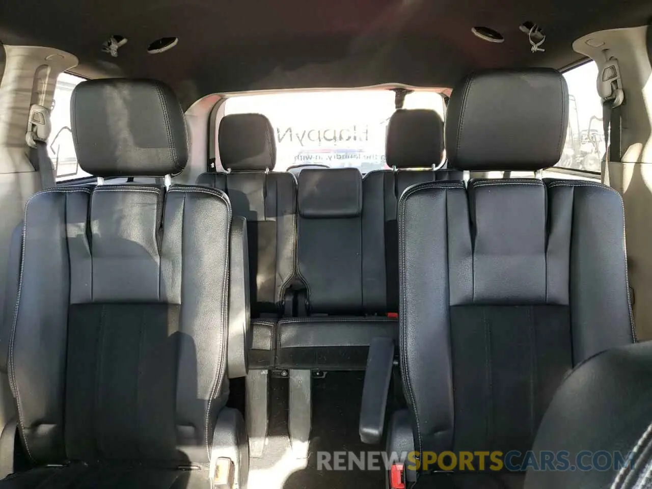 10 Photograph of a damaged car 2C4RDGCG7KR611181 DODGE CARAVAN 2019