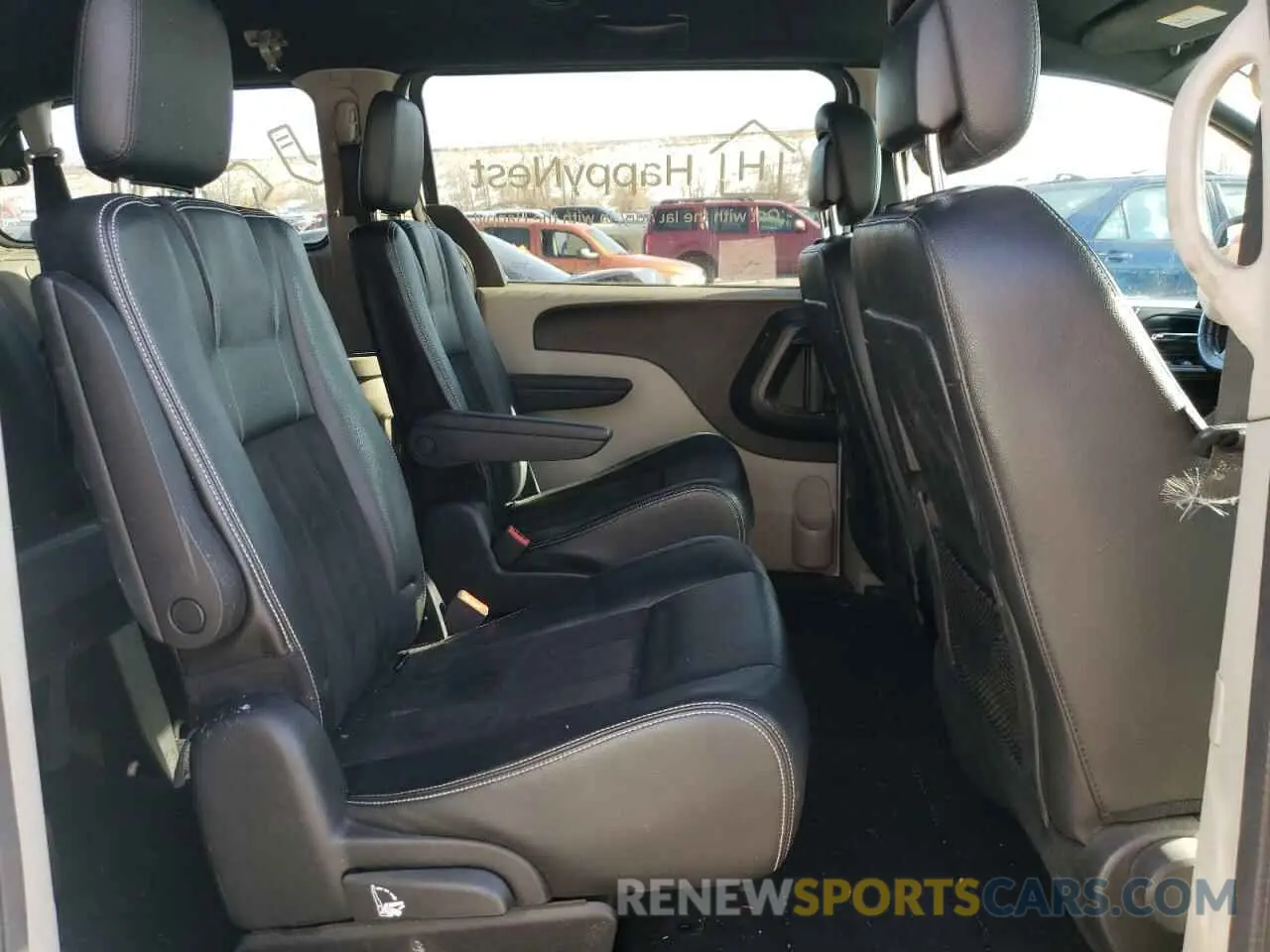 11 Photograph of a damaged car 2C4RDGCG7KR611181 DODGE CARAVAN 2019