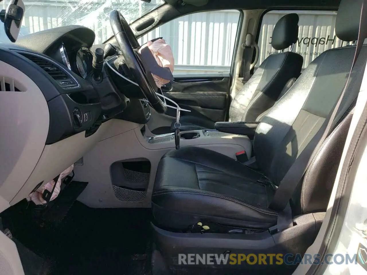 7 Photograph of a damaged car 2C4RDGCG7KR611181 DODGE CARAVAN 2019