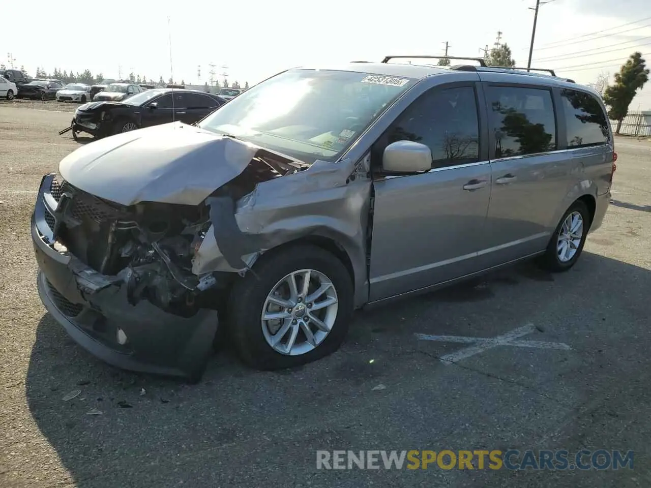 1 Photograph of a damaged car 2C4RDGCG7KR642995 DODGE CARAVAN 2019