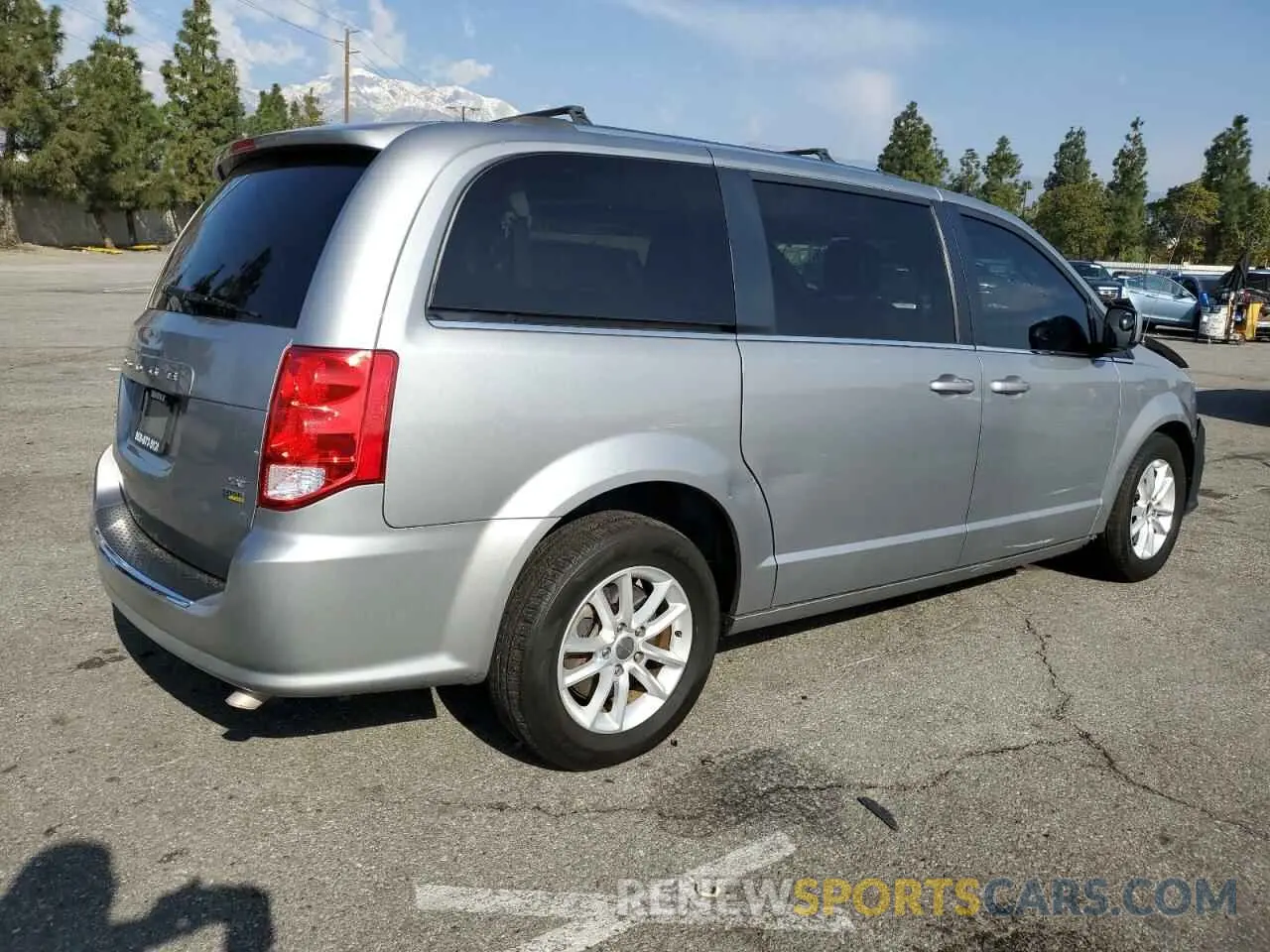 3 Photograph of a damaged car 2C4RDGCG7KR642995 DODGE CARAVAN 2019