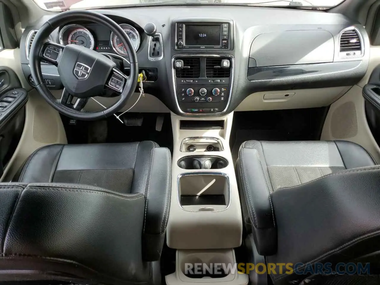 8 Photograph of a damaged car 2C4RDGCG7KR682414 DODGE CARAVAN 2019
