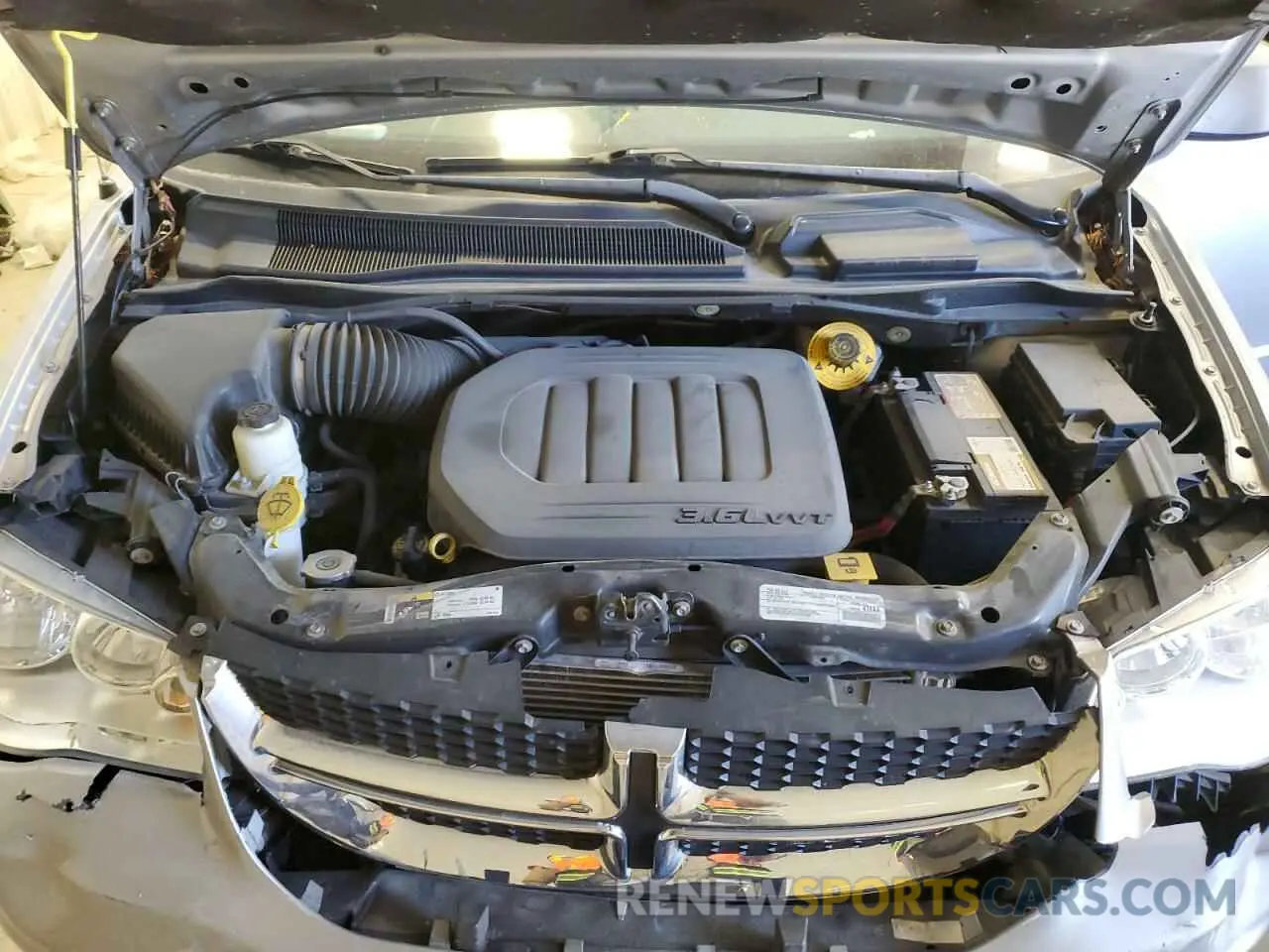 12 Photograph of a damaged car 2C4RDGCG7KR692392 DODGE CARAVAN 2019