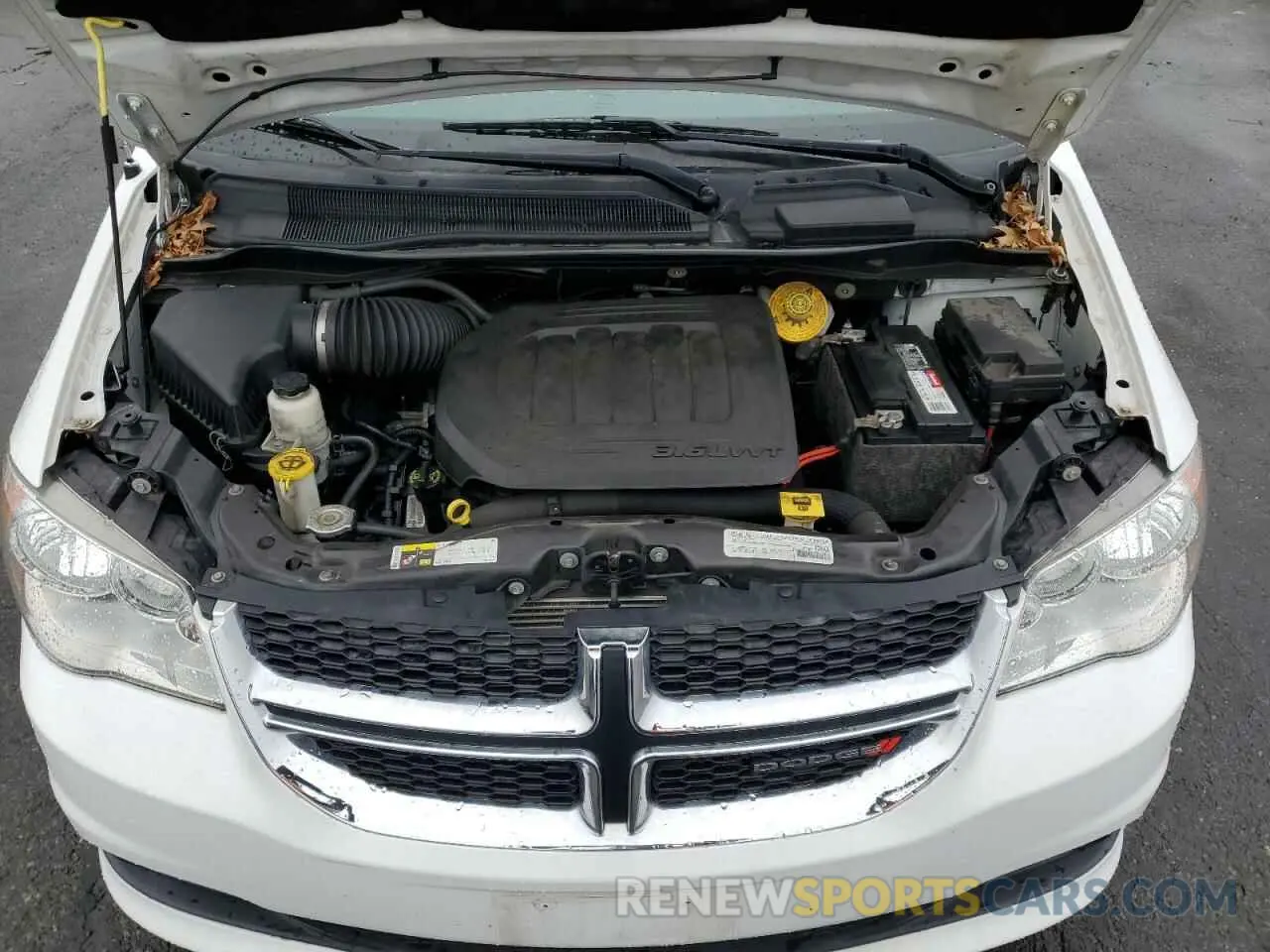 12 Photograph of a damaged car 2C4RDGCG7KR755118 DODGE CARAVAN 2019