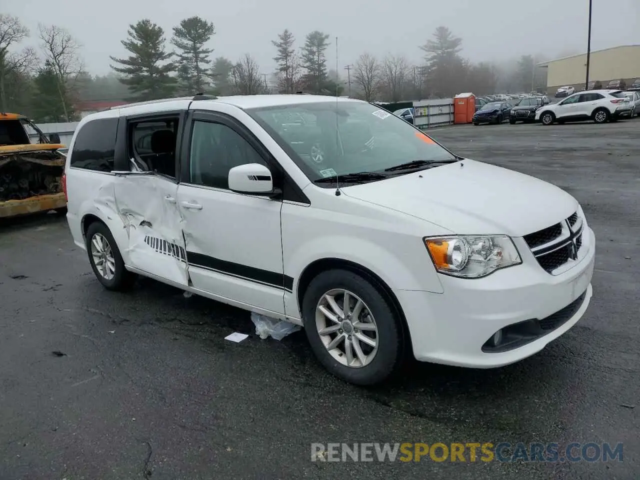 4 Photograph of a damaged car 2C4RDGCG7KR755118 DODGE CARAVAN 2019