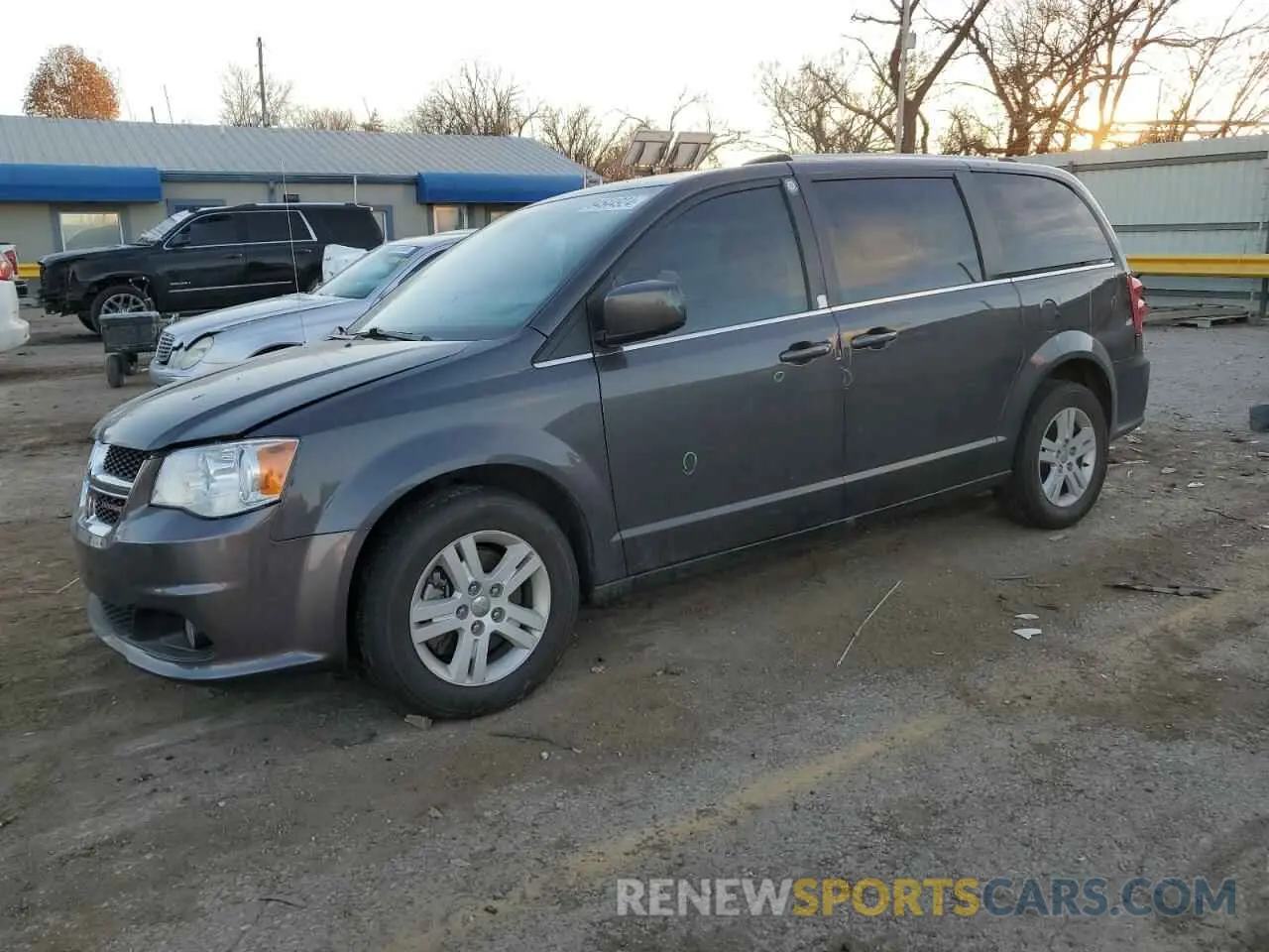 1 Photograph of a damaged car 2C4RDGCG7KR771741 DODGE CARAVAN 2019
