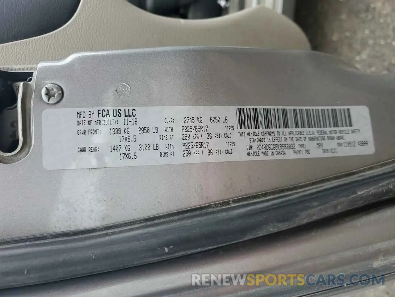 13 Photograph of a damaged car 2C4RDGCG8KR582032 DODGE CARAVAN 2019