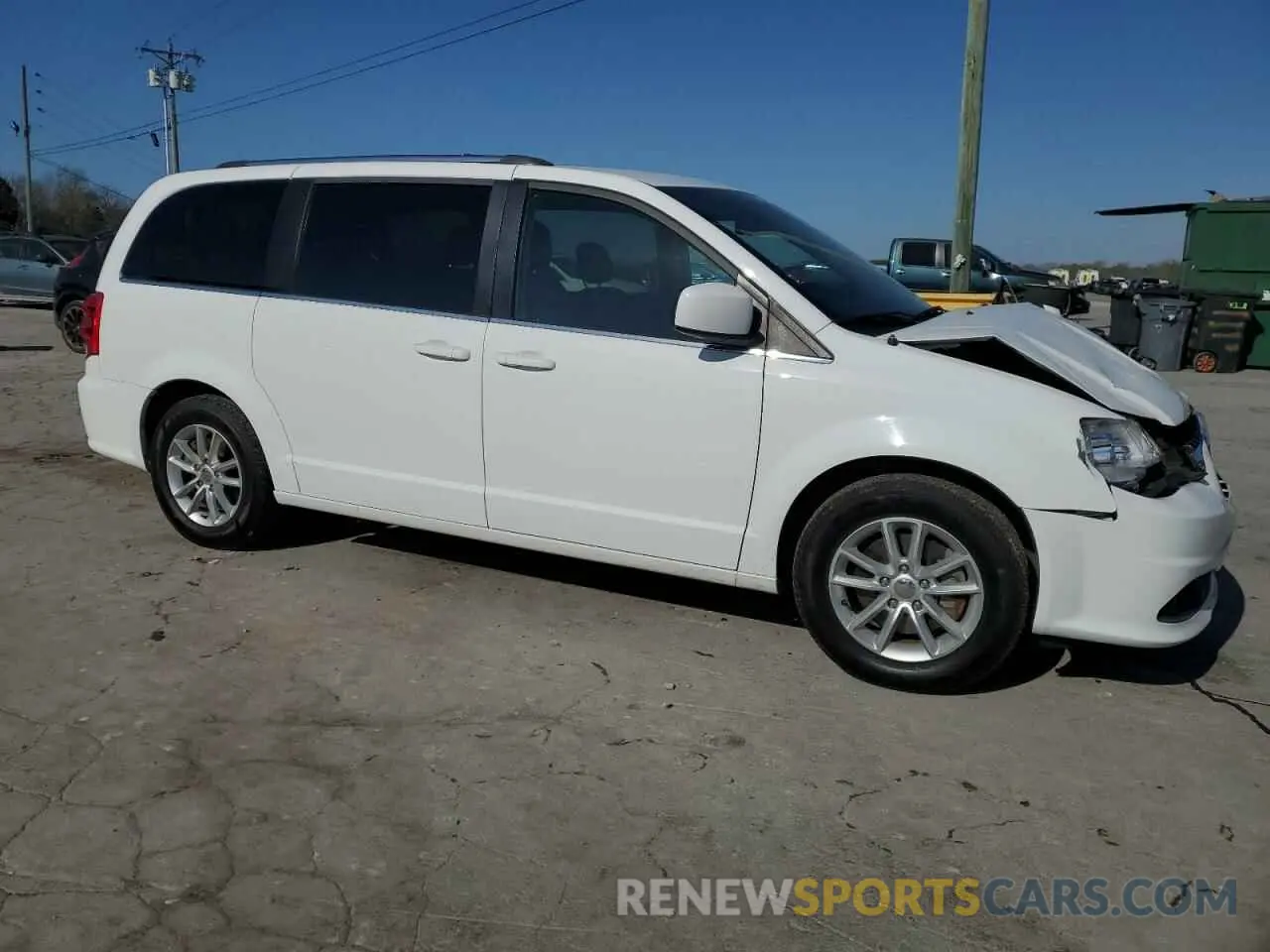 4 Photograph of a damaged car 2C4RDGCG8KR724184 DODGE CARAVAN 2019