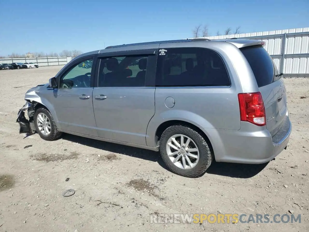 2 Photograph of a damaged car 2C4RDGCG8KR724329 DODGE CARAVAN 2019