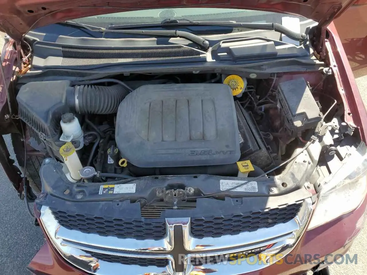 12 Photograph of a damaged car 2C4RDGCG8KR802897 DODGE CARAVAN 2019