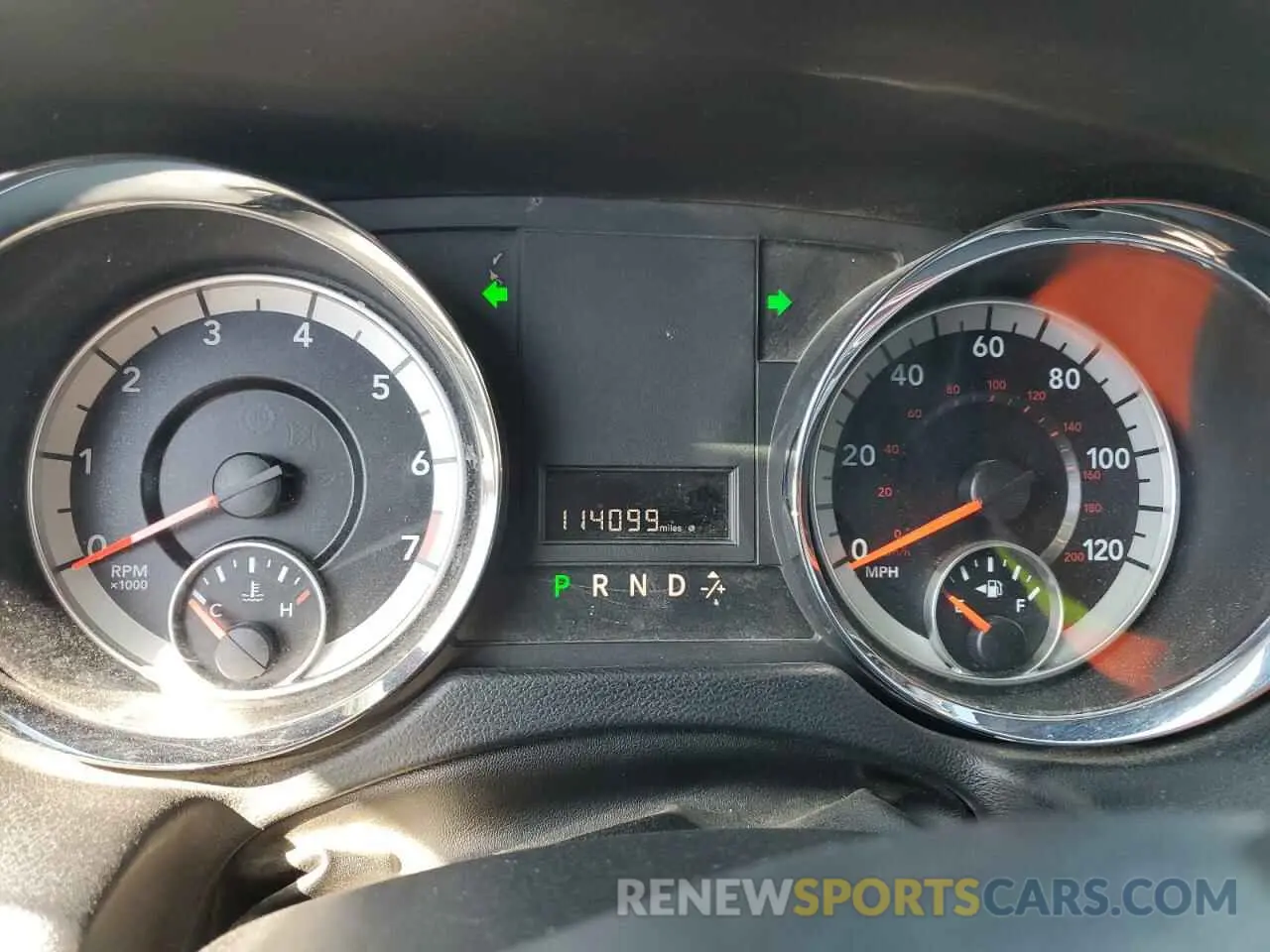 9 Photograph of a damaged car 2C4RDGCG8KR802897 DODGE CARAVAN 2019